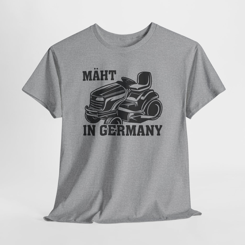 Mäht in Germany Shirt – Lustiges Rasenmäher T-Shirt für Gartenliebhaber