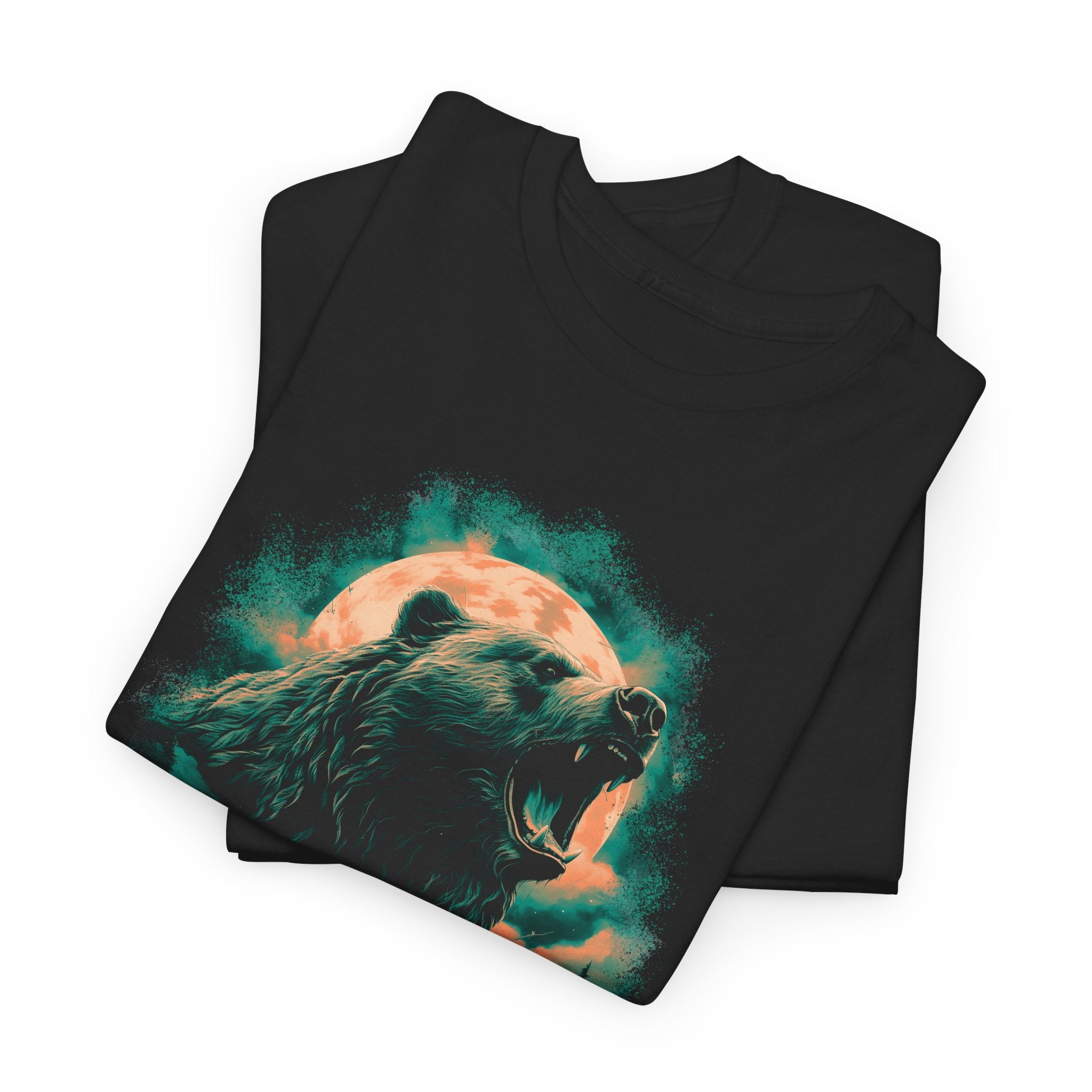 Wild Bear T-Shirt – Epischer Grizzly vor dem Vollmond in Berglandschaft
