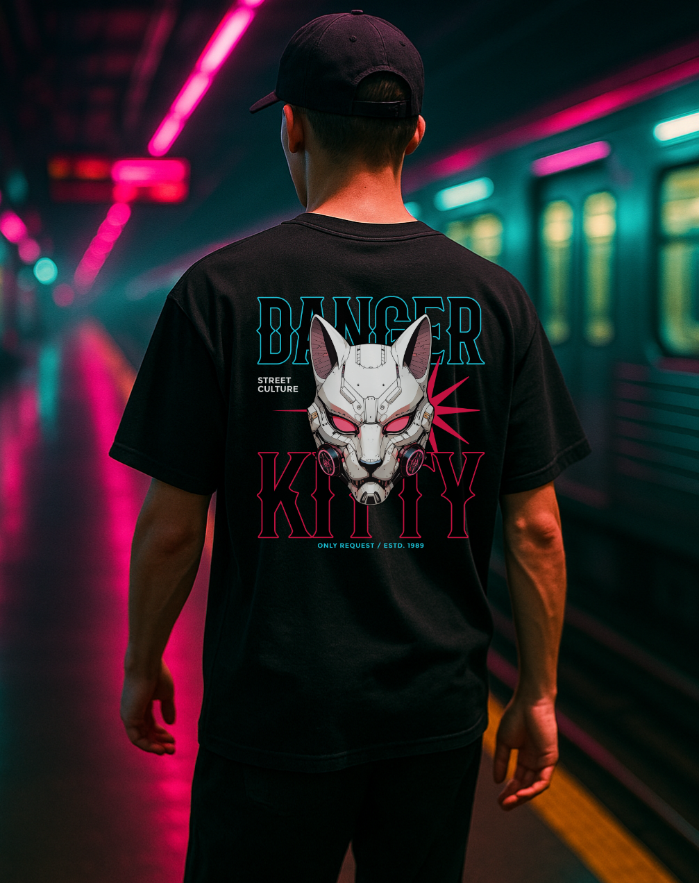 Danger Kitty – Cyber Streetwear Oversized Shirt