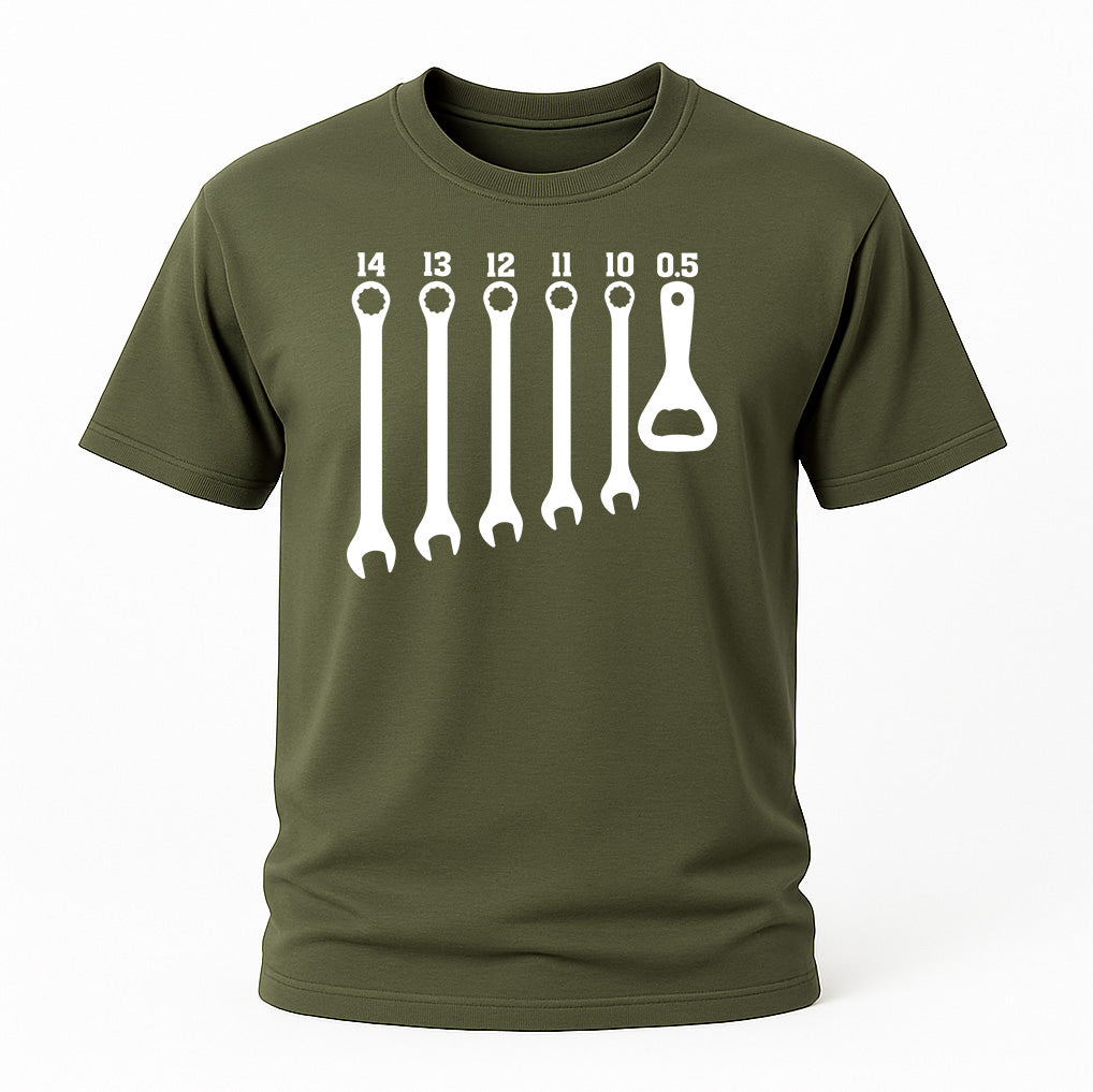 Schraubenschlüssel T-Shirt – Mechaniker Humor – Mit Bieröffner 0.5 – Geschenk für Handwerker