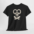 Brezel Totenkopf – Bayerisches Funshirt mit Würstchen Crossbones Shirt
